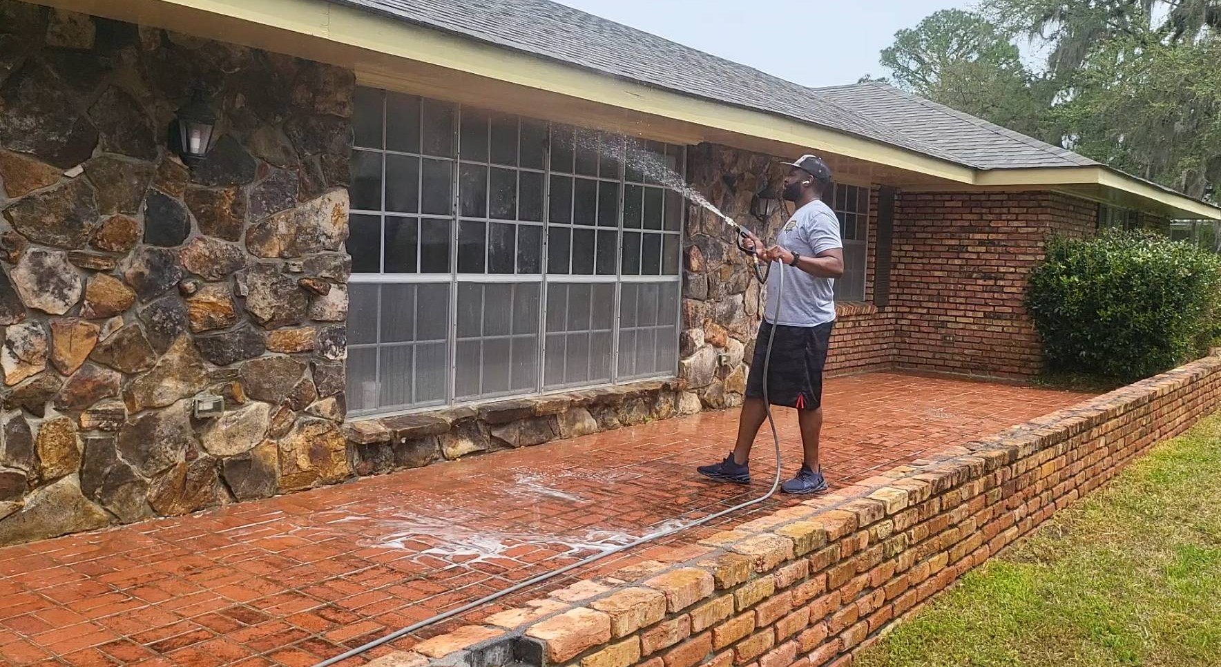 House Washing Fresno, CA