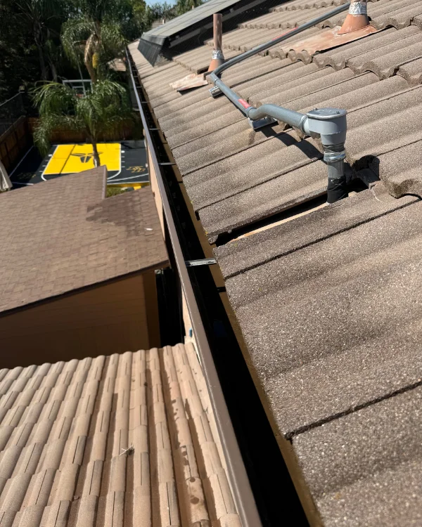Gutter Cleaning Fresno, CA
